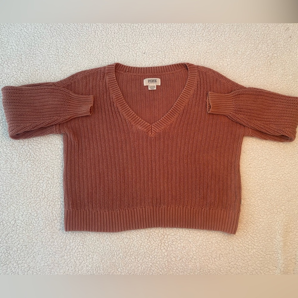 PINK Victoria's Secret Women's cropped sweater